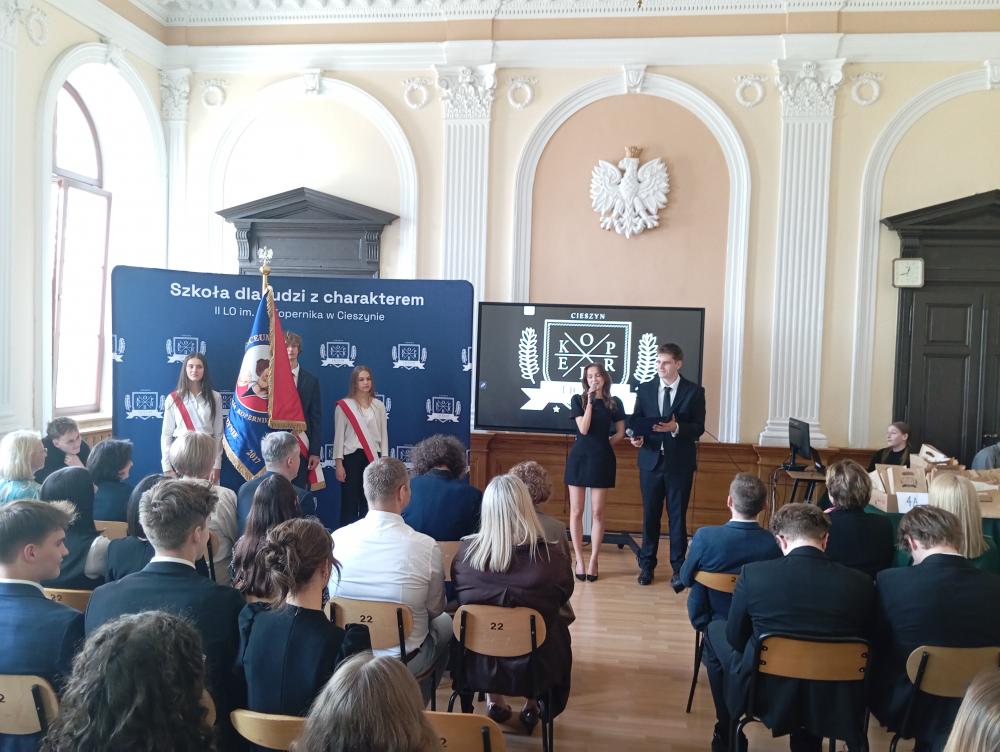 Uroczyste pożegnanie klas maturalnych